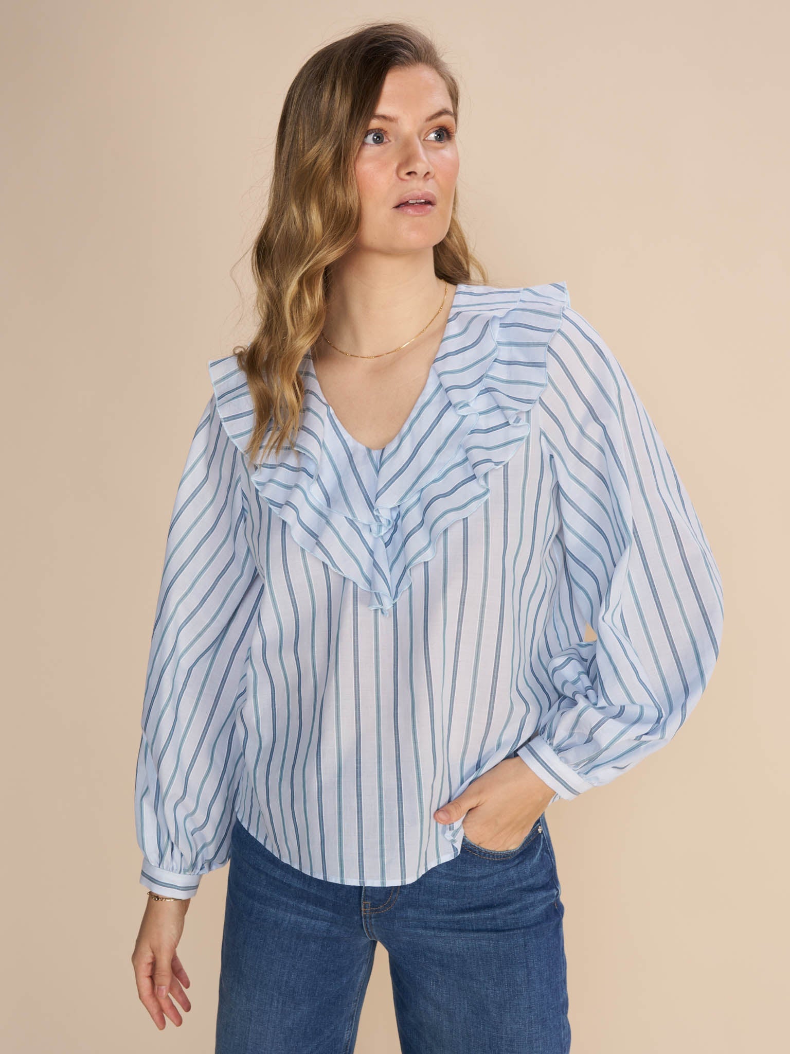 Modelshot / Cashmere Blue / Detail